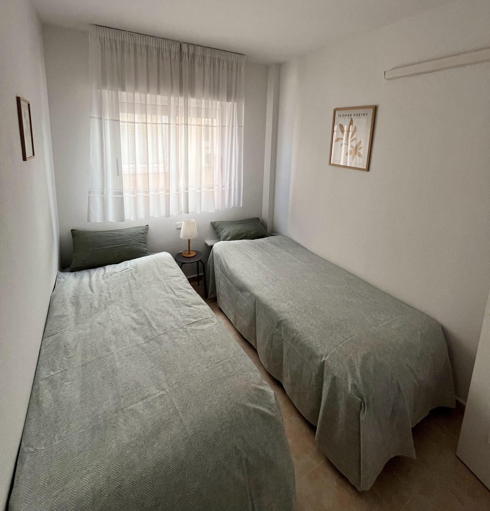 Torrevieja 2 Bedrooms Appartment Екстер'єр фото